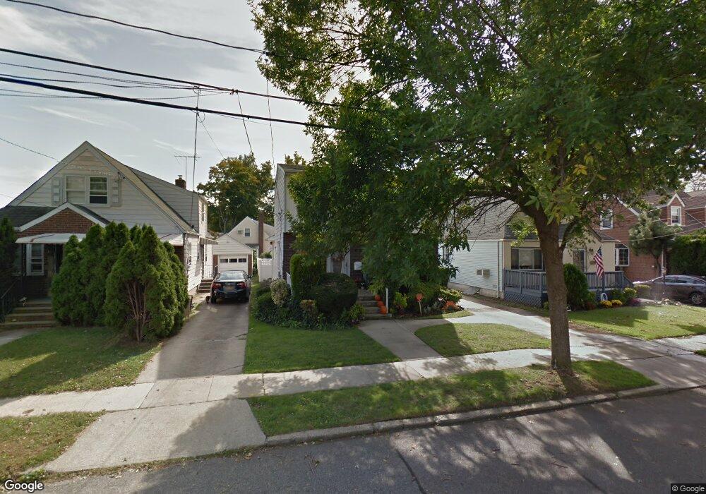 540 7th Ave, New Hyde Park, NY 11040 - photo 1