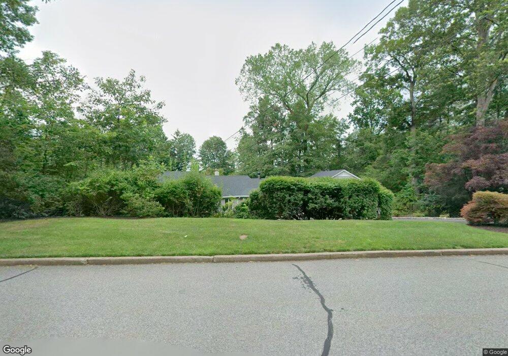 918 Huron Rd, Franklin Lakes, NJ 07417 - photo 1