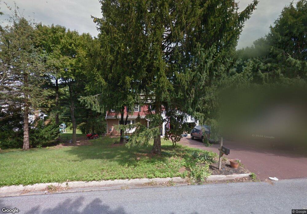 1051 Grandview Cir, Pottstown, PA 19465 - photo 1