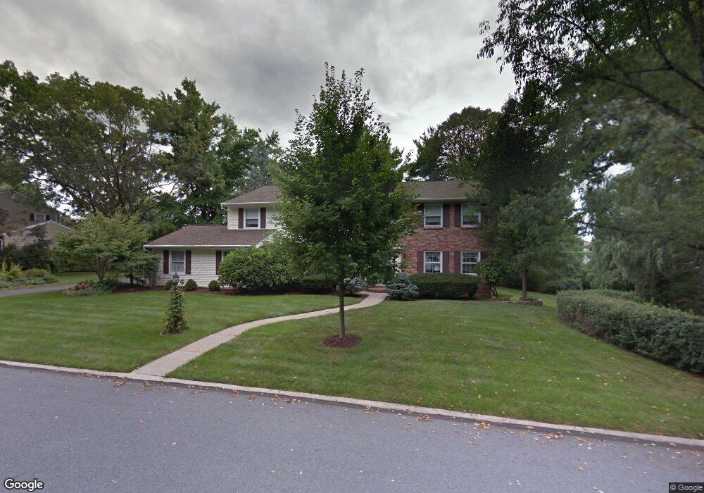 2008 Poplar Ln, Allentown, PA 18103 - photo 1