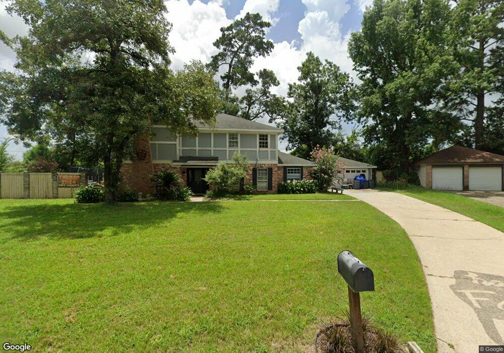 10292 Woodhollow Dr, Conroe, TX 77385 - photo 1