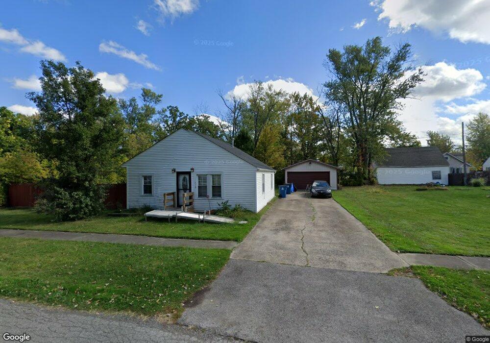675 Sunset Ave, Sheffield Lake, OH 44054 - photo 1