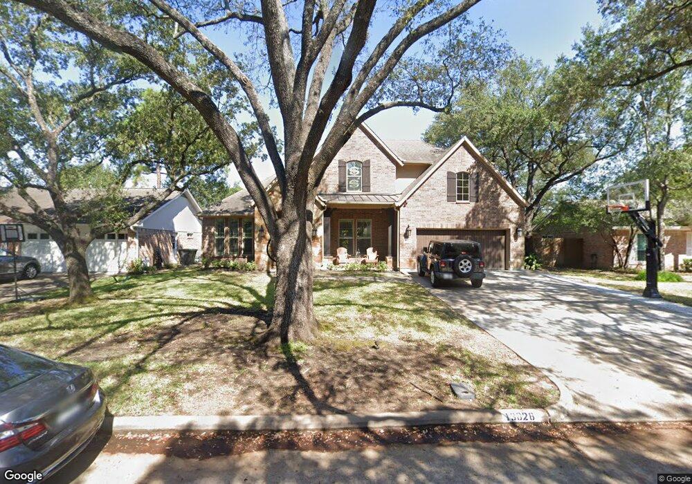 13826 Britoak Ln, Houston, TX 77079 - photo 1