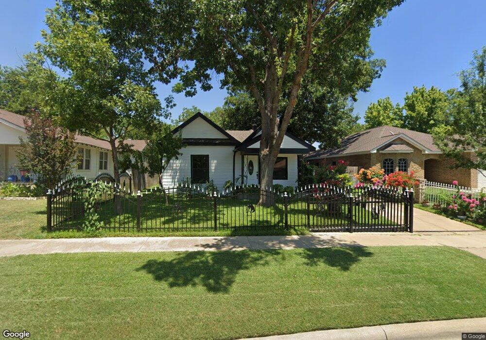 2504 NW 27th St, Fort Worth, TX 76106 - photo 1