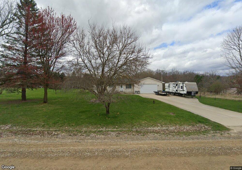 5635 Mack Rd, Howell, MI 48855 - photo 1