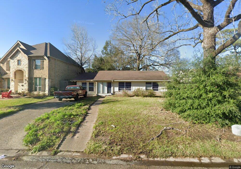 1334 Cheshire Ln, Houston, TX 77018 - photo 1