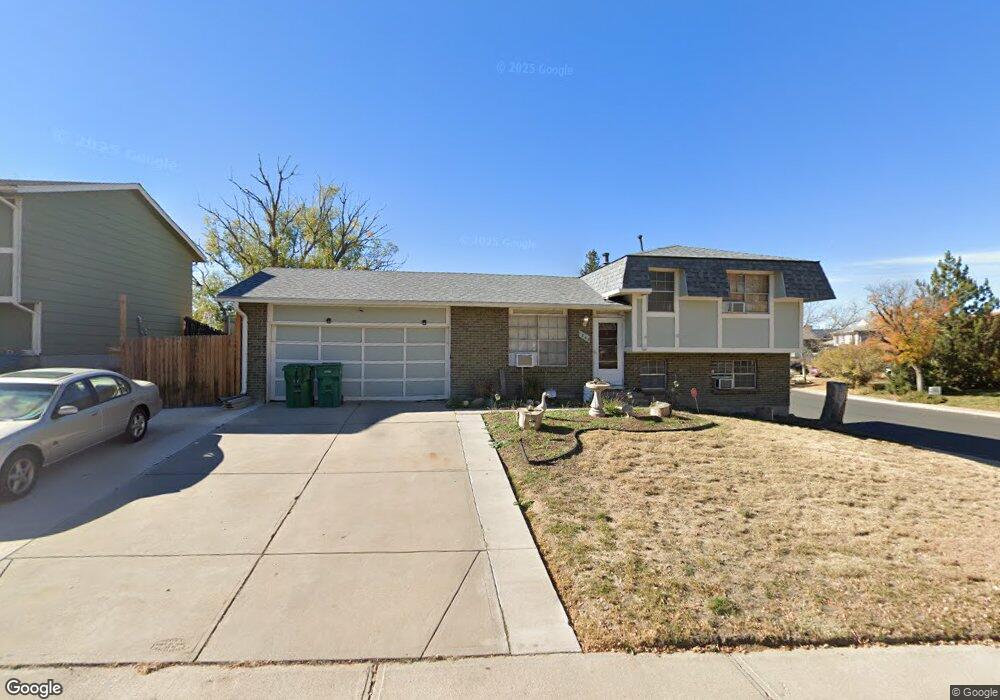 1849 Lewiston St, Aurora, CO 80011 - photo 1