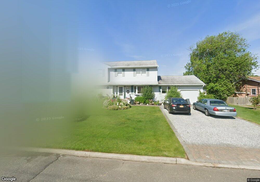 130 Sunset Dr, Sayville, NY 11782 - photo 1