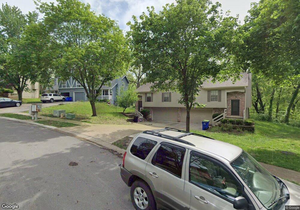 6613 Park St, Shawnee, KS 66216 - photo 1