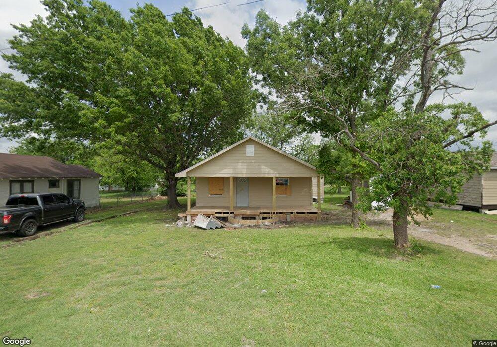 1504 Daffan Ave, Ennis, TX 75119 - photo 1