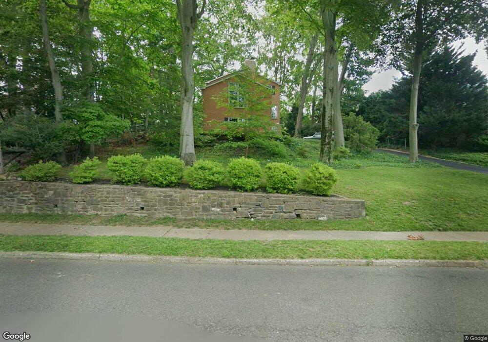 1880 Hemlock Cir, Abington, PA 19001 - photo 1