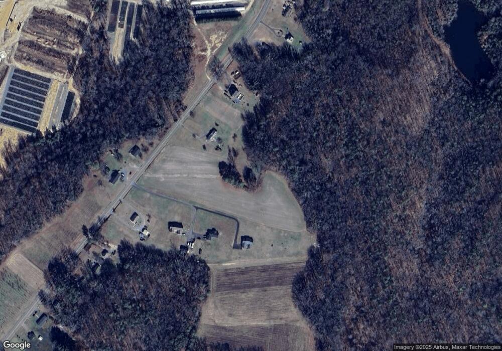 4918 Leedstown Rd, Colonial Beach, VA 22443 - photo 1