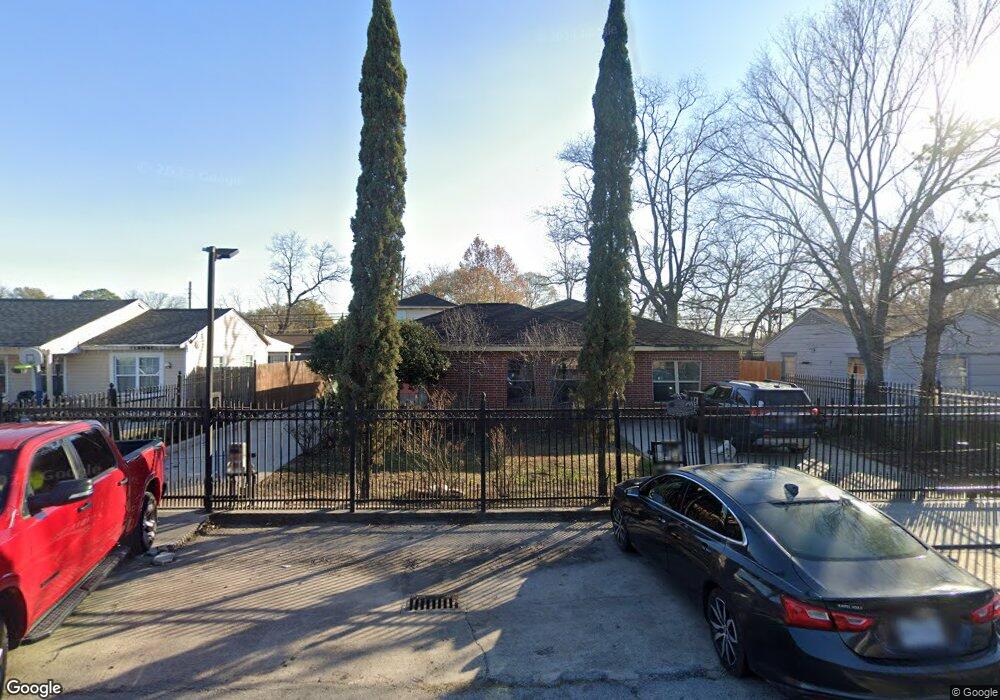 3206 Mohawk St, Houston, TX 77093 - photo 1