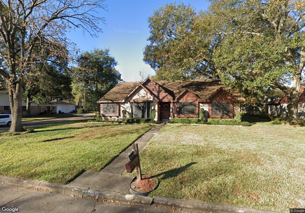 7227 Ridge Oak Dr, Houston, TX 77088 - photo 1