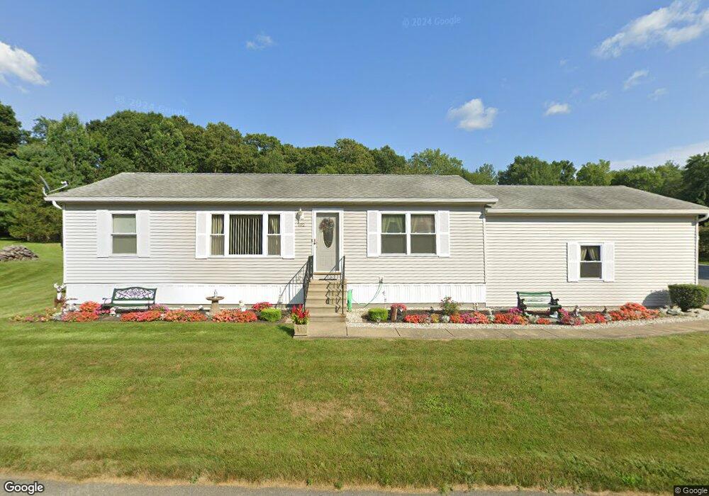 102 Colonial Rd, Plainfield, CT 06374 - photo 1