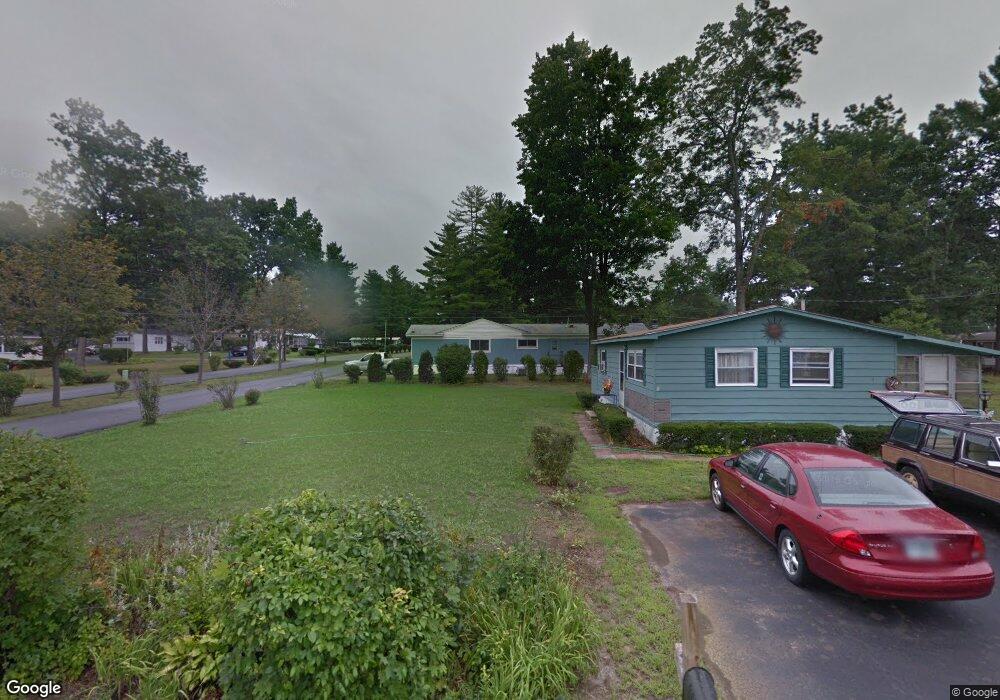 4 Meadow Ln, Nashua, NH 03062 - photo 1