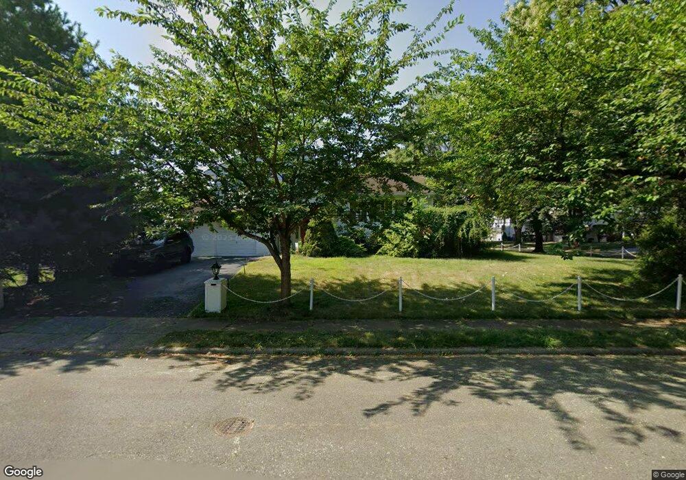 56 Nichols Dr, Paramus, NJ 07652 - photo 1