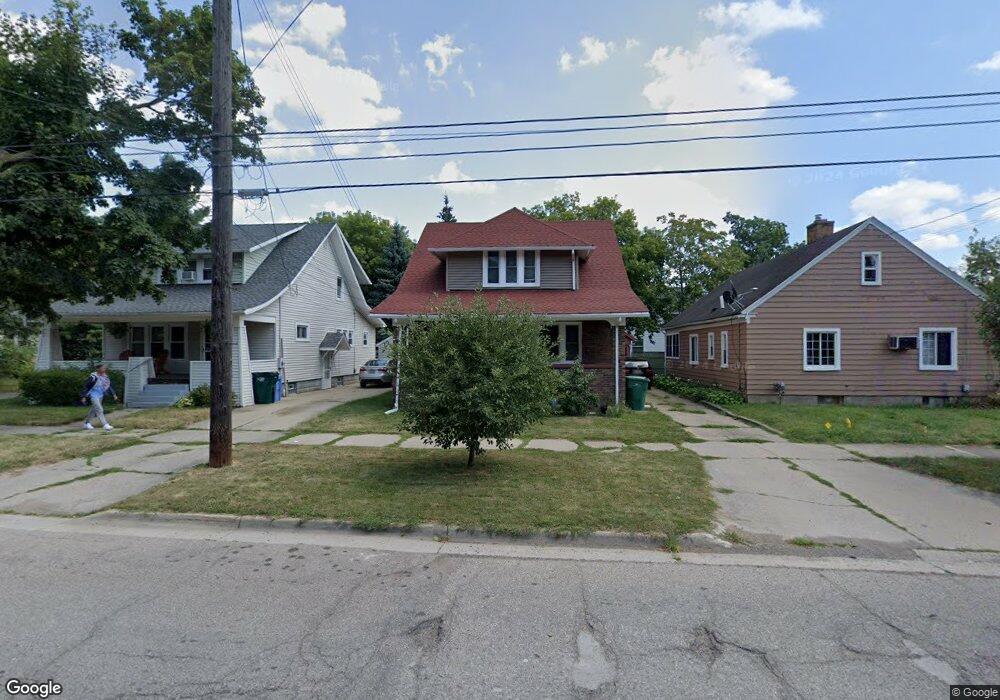 904 N Walnut St, Lansing, MI 48906 - photo 1