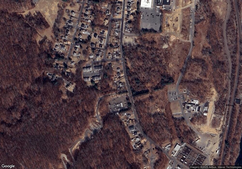 427 Cherry St, Naugatuck, CT 06770 - photo 1