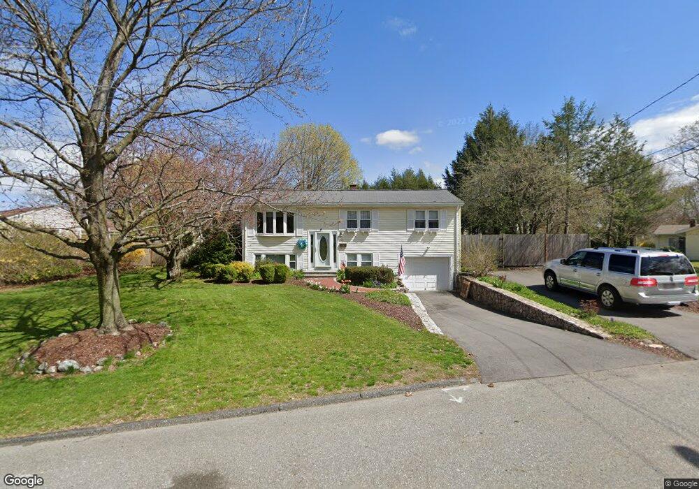 80 Roundtop Rd, Framingham, MA 01701 - photo 1