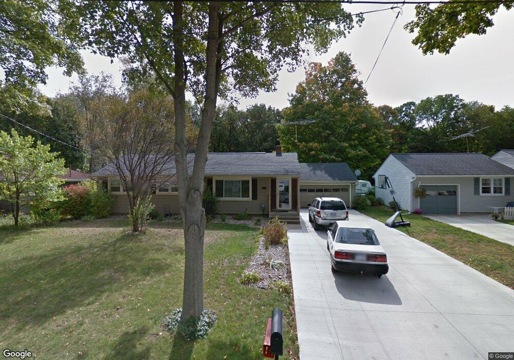 724 Gorham St, Marshall, MI 49068 - photo 1