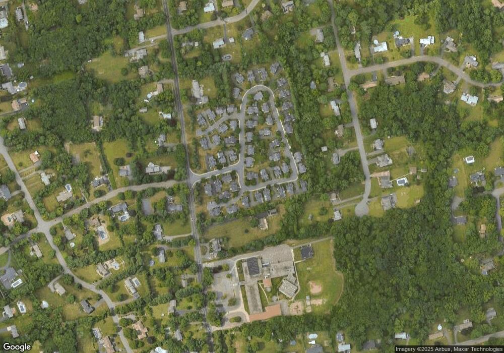 190 Palomino Pass, Trumbull, CT 06611 - photo 1