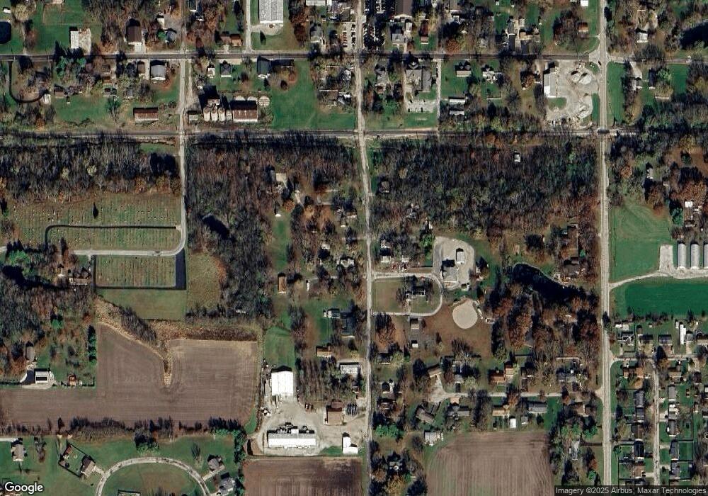 210 S Vine St, Camargo, IL 61919 - photo 1