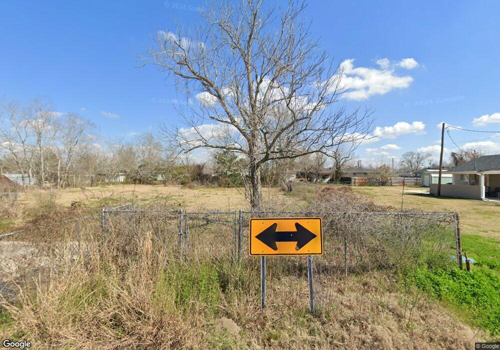 602 Pear St, Lake Charles, LA 70601 - photo 1