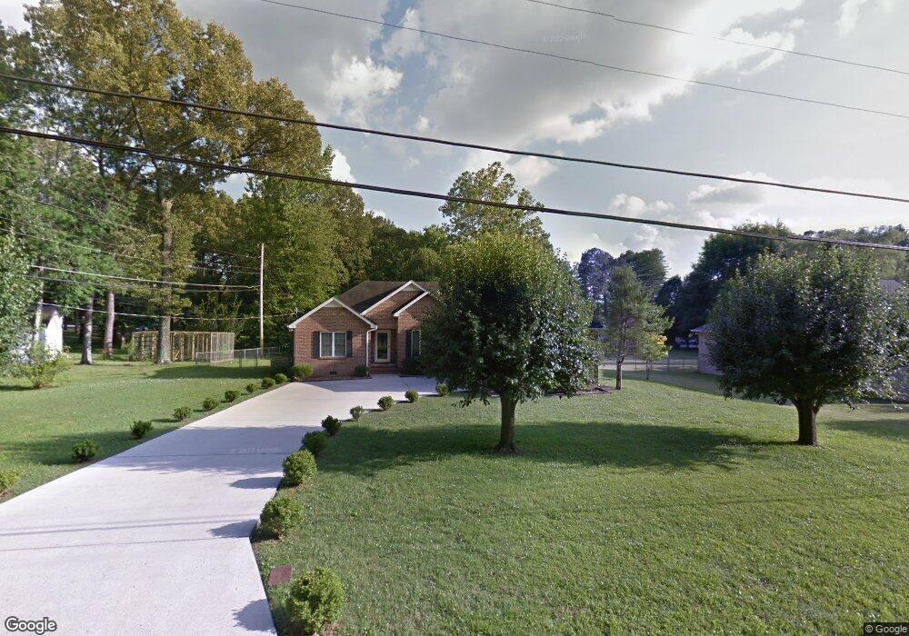 295 White Oak Dr, Manchester, TN 37355 - photo 1