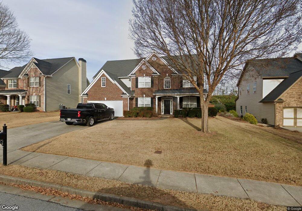 4045 Suwanee Bend Dr, Suwanee, GA 30024 - photo 1