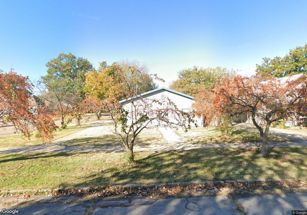 200 N 28th St, Parsons, KS 67357 - photo 1