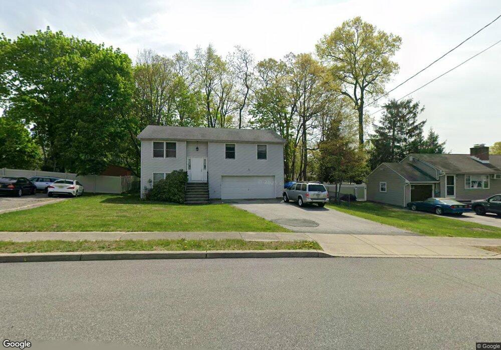 10 1/2 Overlook Dr, Oak Ridge, NJ 07438 - photo 1