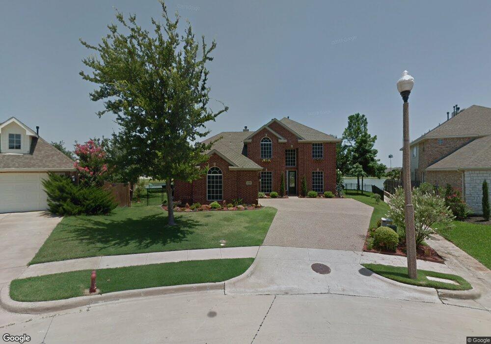 2209 Lakeside Ct, Denton, TX 76210 - photo 1