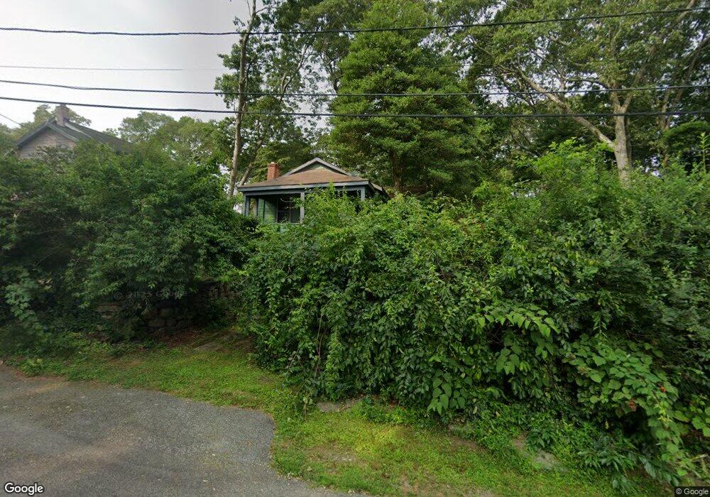 15 Neptune Dr, Saunderstown, RI 02874 - photo 1