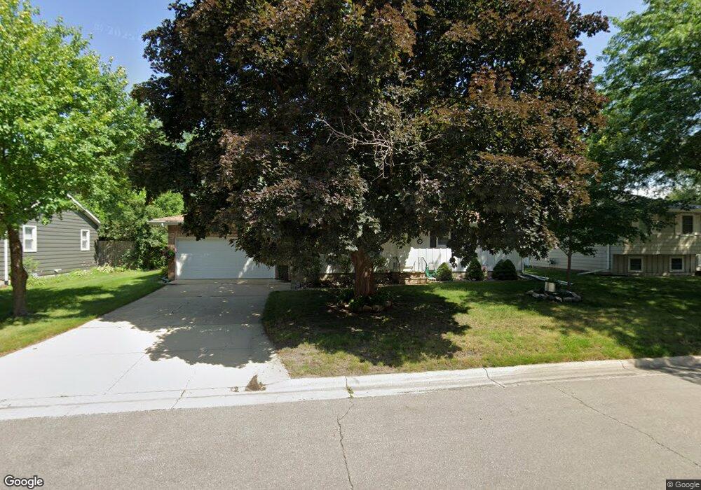 1009 E Richway Dr, Albert Lea, MN 56007 - photo 1