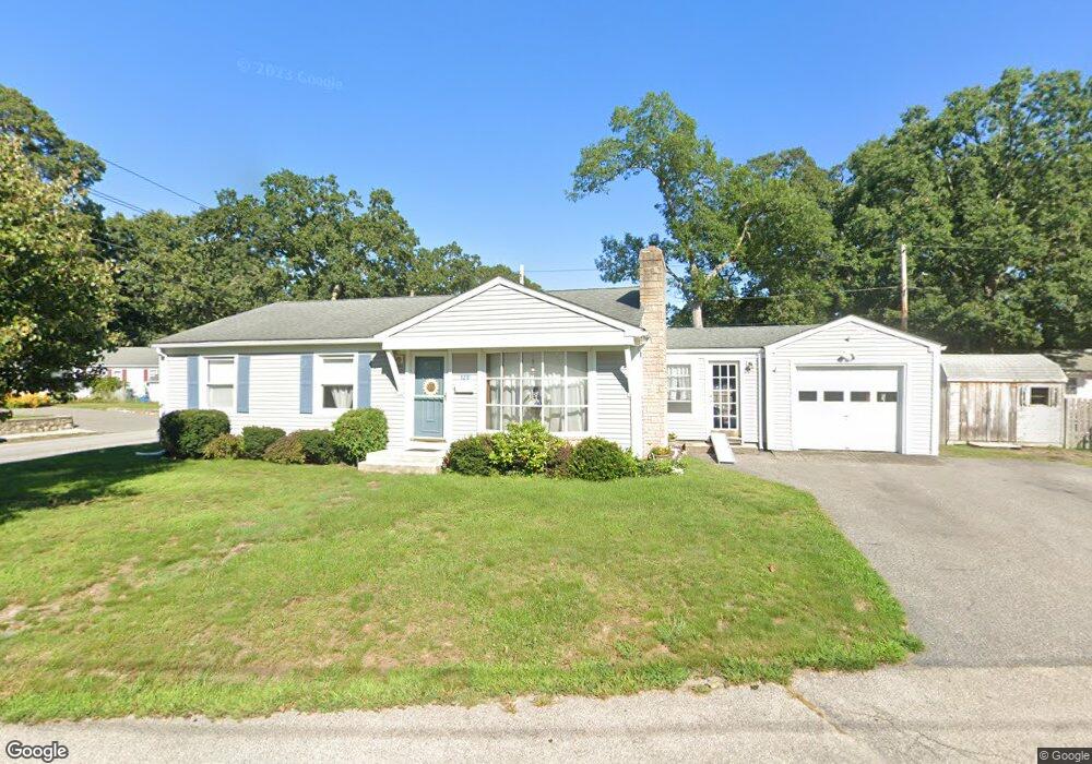 128 Palmer Ave, Riverside, RI 02915 - photo 1