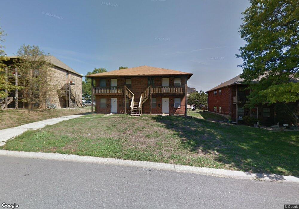 733A NW Mock Ave, Blue Springs, MO 64015 - photo 1