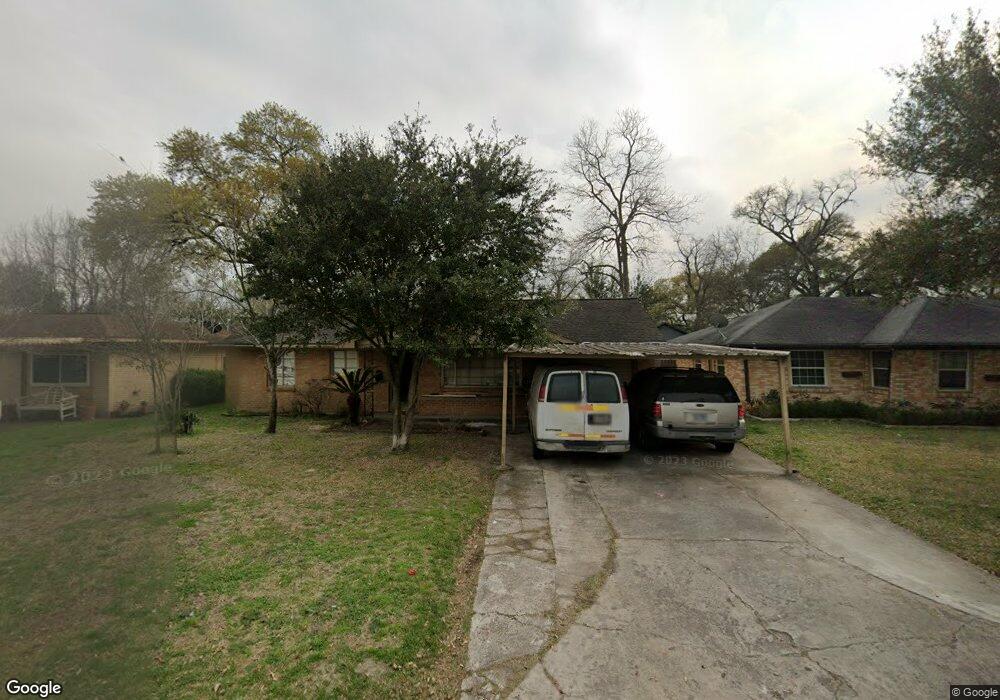 213 Red Ripple Rd, Houston, TX 77076 - photo 1