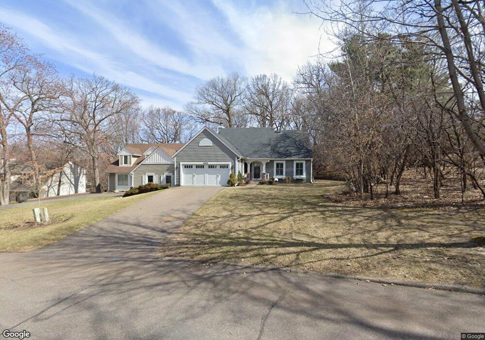 4405 Woods Way, Minnetonka, MN 55345 - photo 1