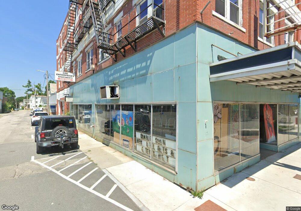 65 Pleasant St unit 4th Floor and Roofto, Claremont, NH 03743 - photo 1