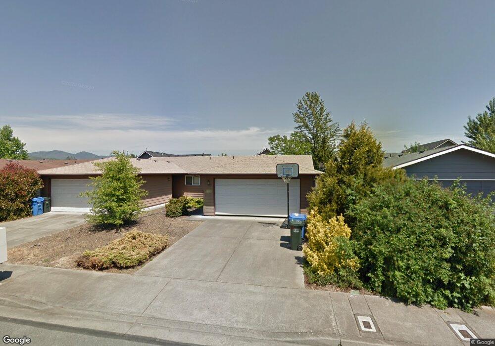 1409 Kokanee Ln, Grants Pass, OR 97527 - photo 1