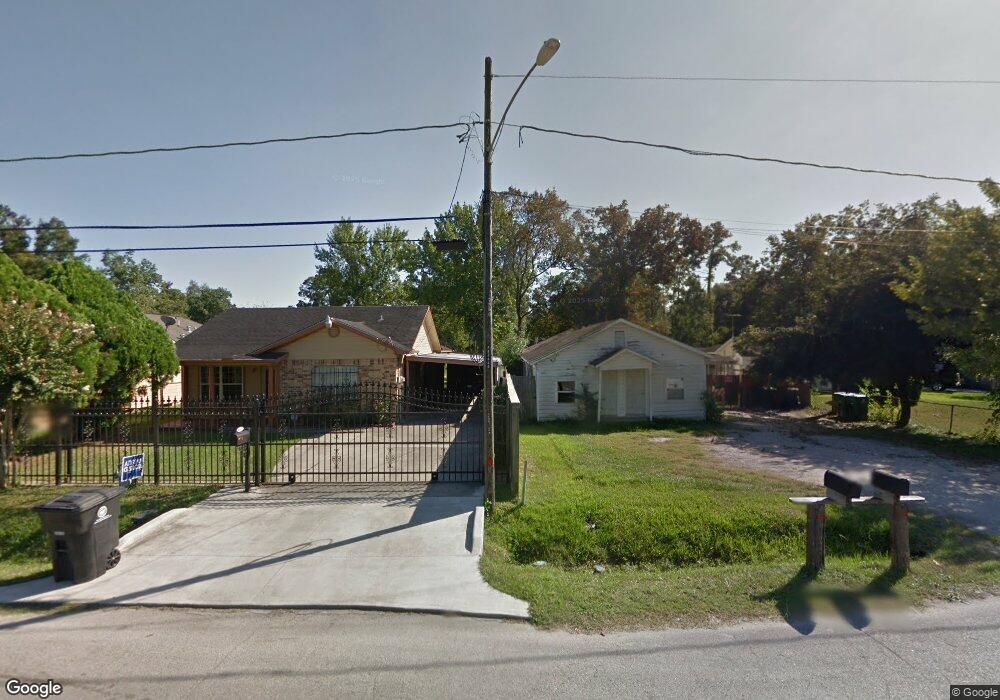2404 Deams St, Houston, TX 77093 - photo 1
