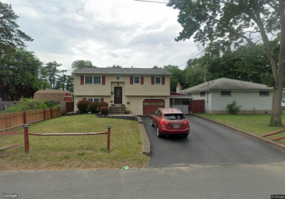 1817 Parker St, Schenectady, NY 12306 - photo 1