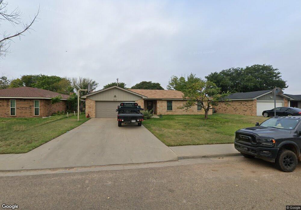 617 Bailey Ave, Dumas, TX 79029 - photo 1