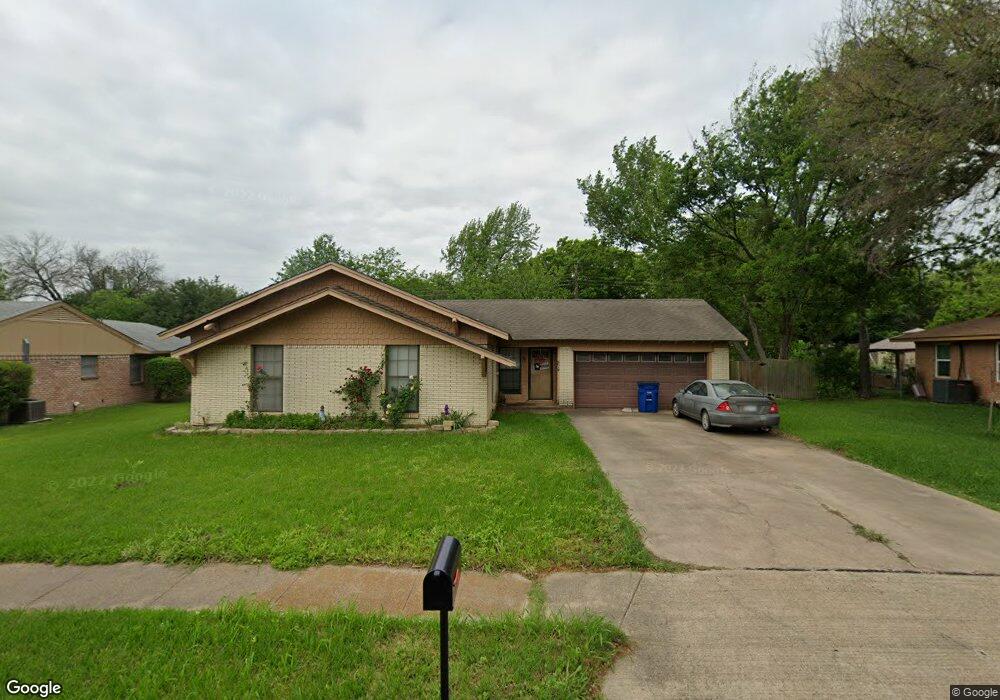 1207 Sunset Dr, Ennis, TX 75119 - photo 1