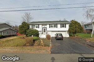 128 Cedarwood Dr, Wilkes Barre, PA 18702