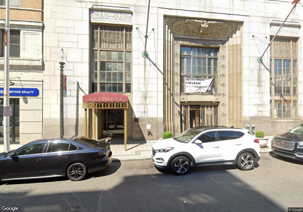 955 Main St unit 311, Bridgeport, CT 06604 - photo 1