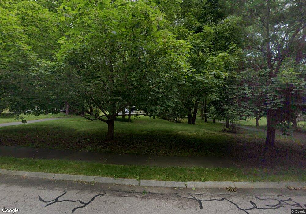 7 Stonegate Ln unit 7, Dover, MA 02030 - photo 1