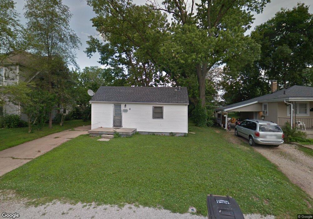 111 Reo St, Columbus, IN 47201 - photo 1