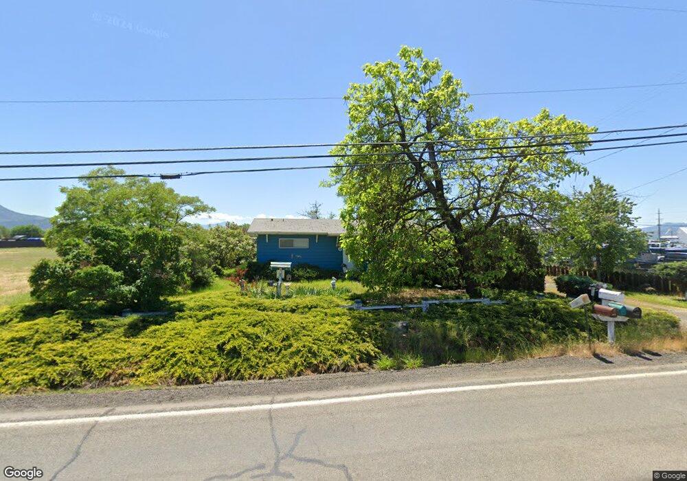 2050 Corey Rd, Central Point, OR 97502 - photo 1